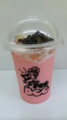 Minuman Pee Bee Strawberry
